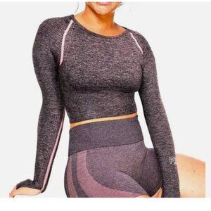 SOLD Victoria's Secret PINK Seamless long sleeve cropped crew neck workout top